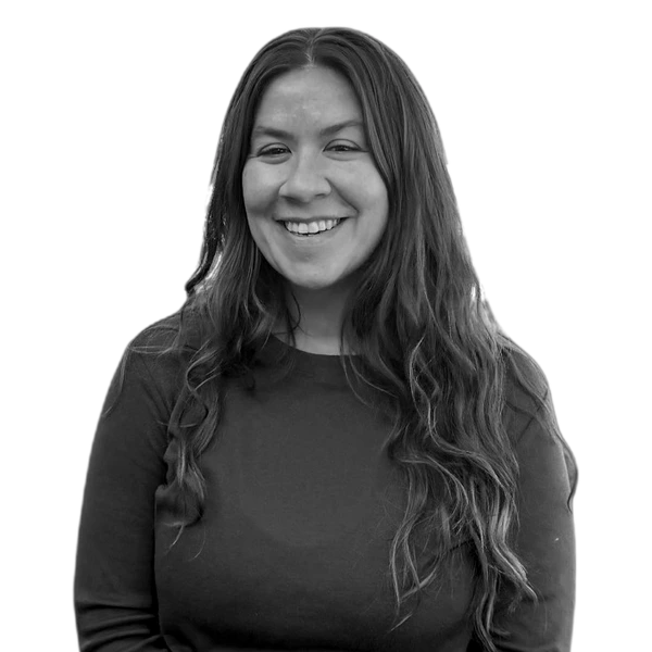 Ali Ray, Accounting Specialist